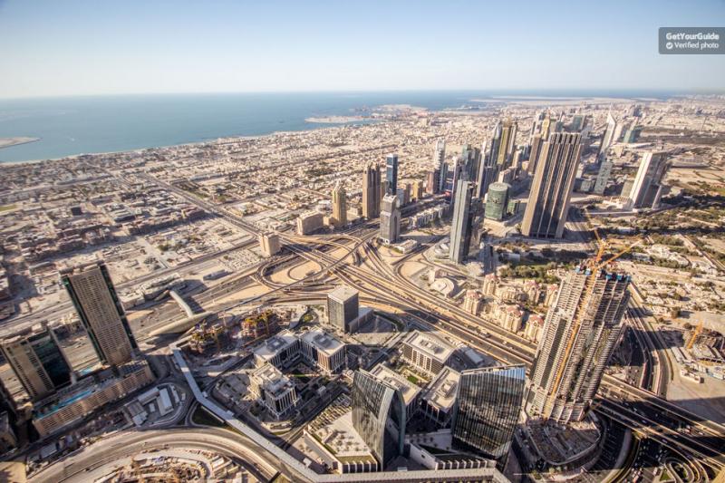 Dubaï vue  sur la ville depuis le 125ième étage