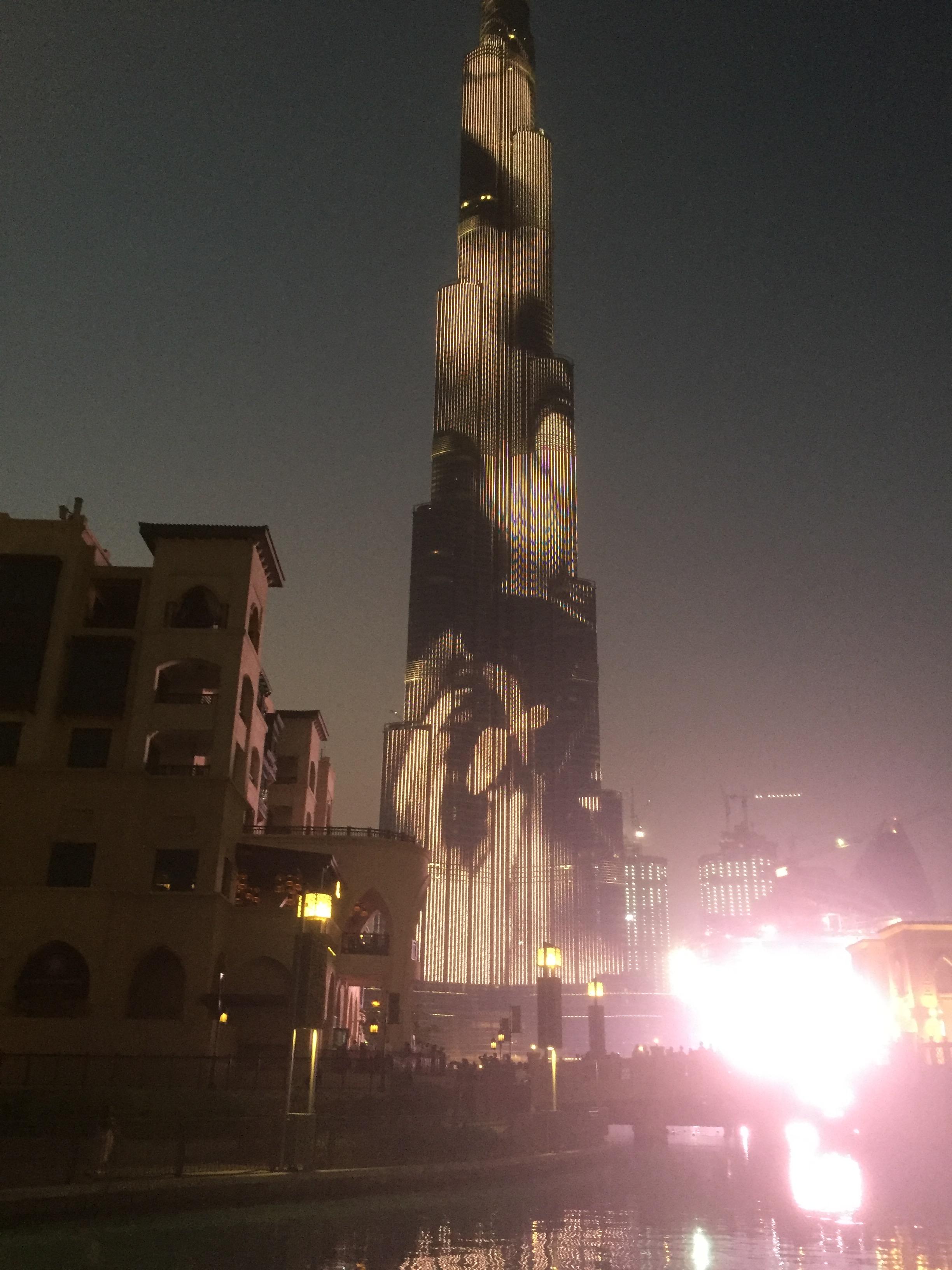 Son et lumière sur Burj Khalifa